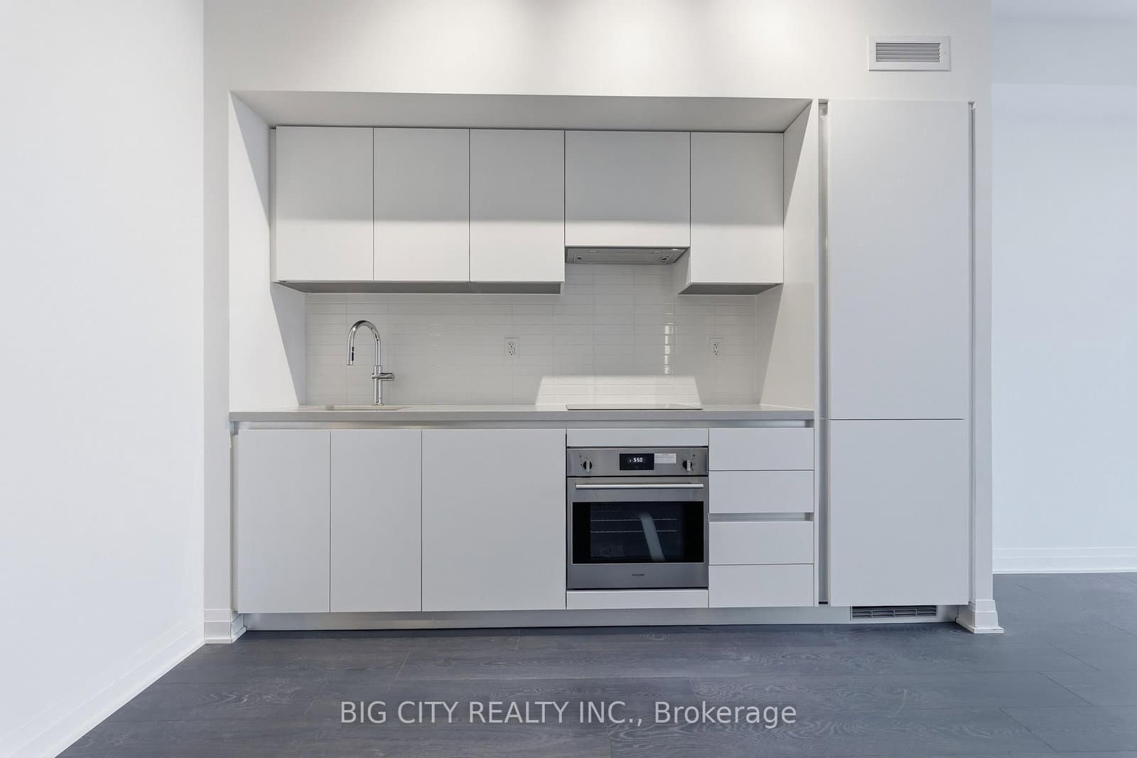 25 Frederick Todd Way, Unit 1001 thumbnail 6