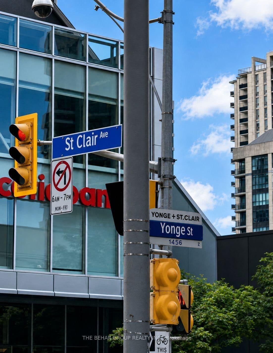 15 St Clair Avenue W, Unit 2nd Floor thumbnail 4