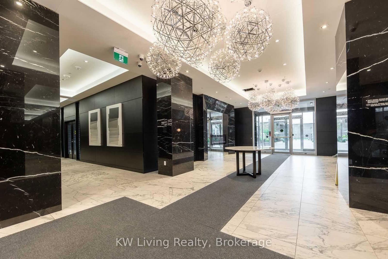 31 Tippett Road, Unit 1117 thumbnail 12