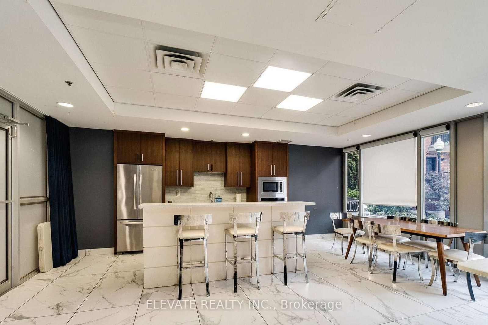 68 Douro Street, Unit 111 thumbnail 18