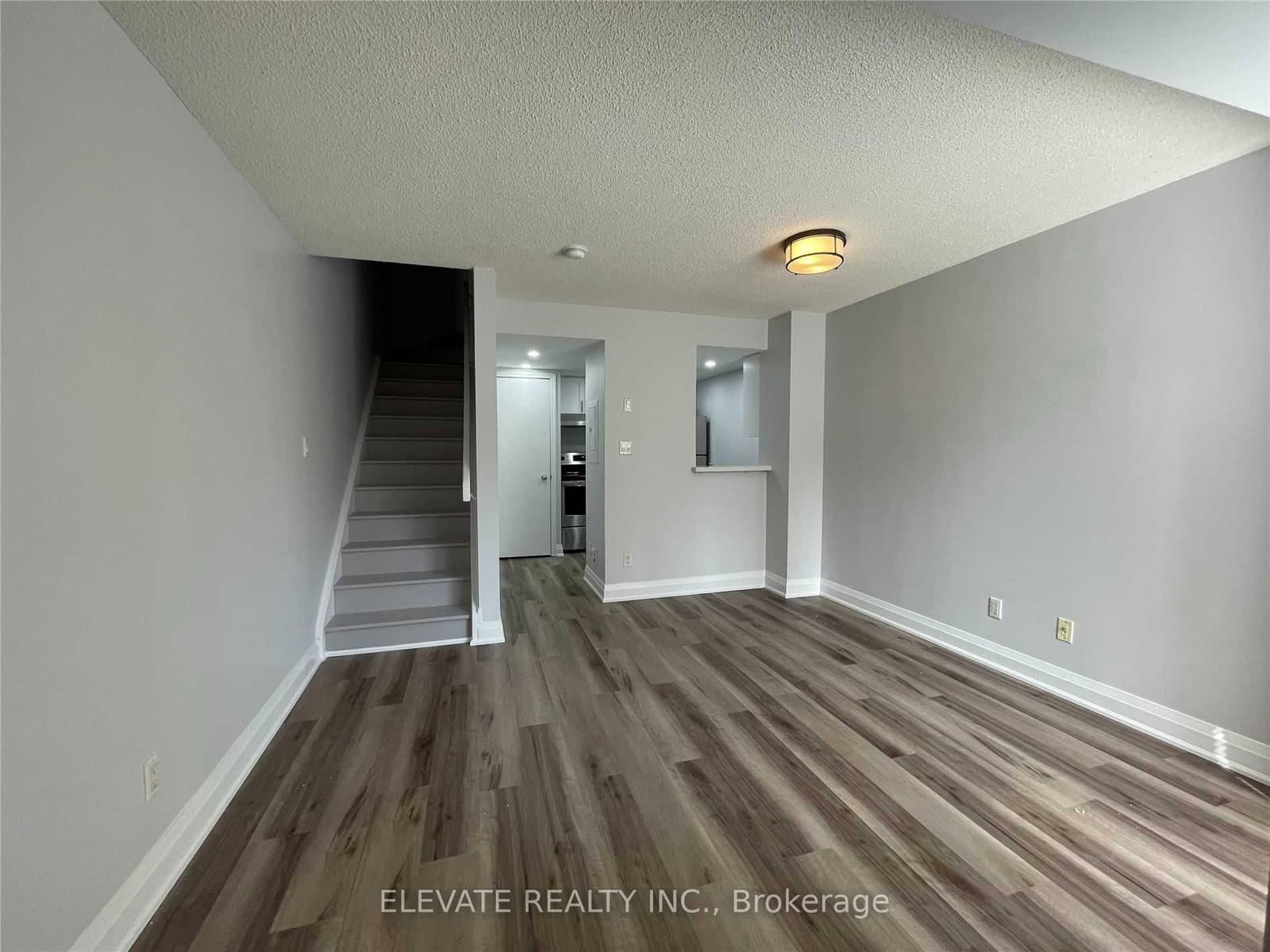 68 Douro Street, Unit 111 thumbnail 4