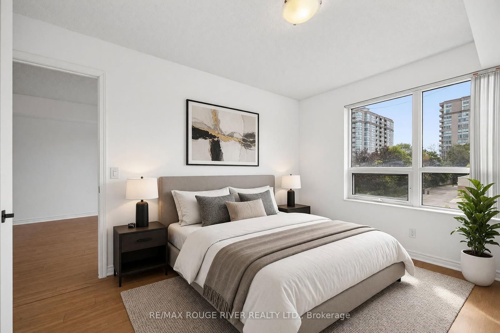 35 Saranac Boulevard, Unit 330 thumbnail 14