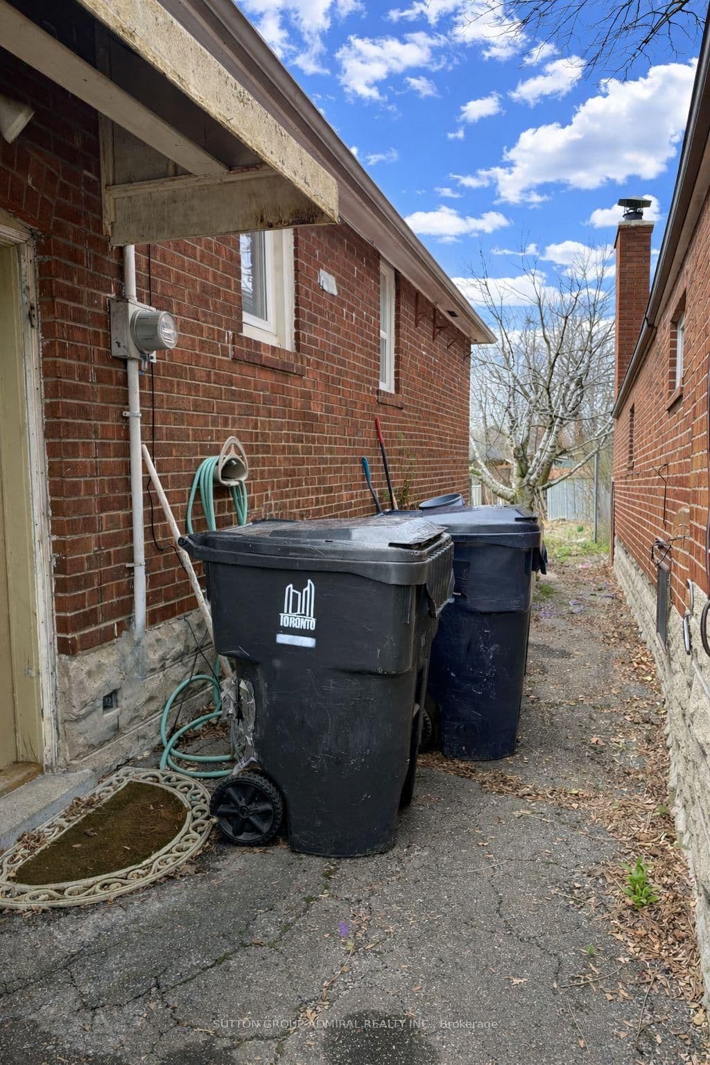 368 Winnett Avenue thumbnail 3