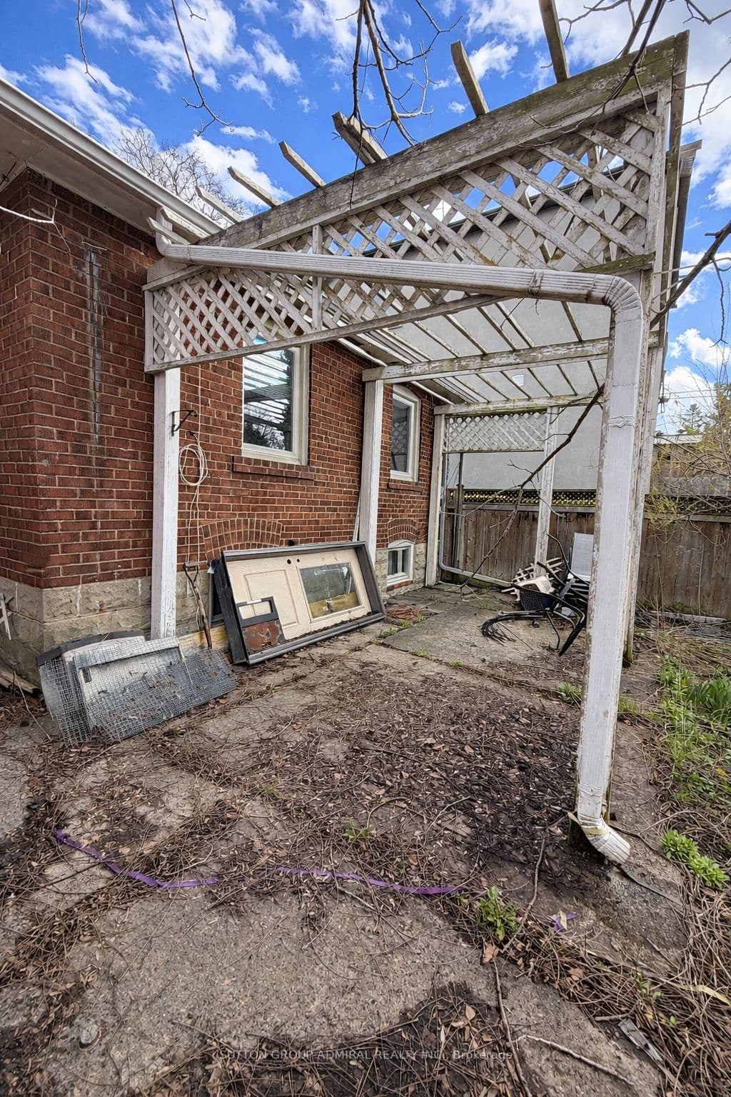 368 Winnett Avenue thumbnail 8