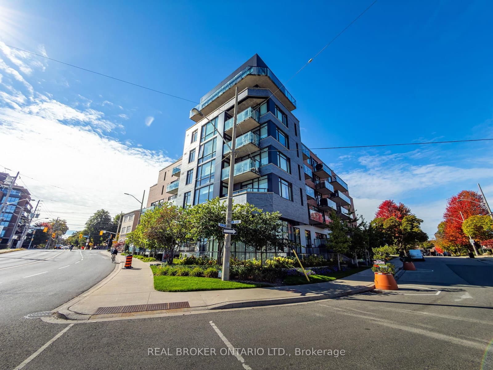 25 Malcolm Road, Unit 606 - Image 1