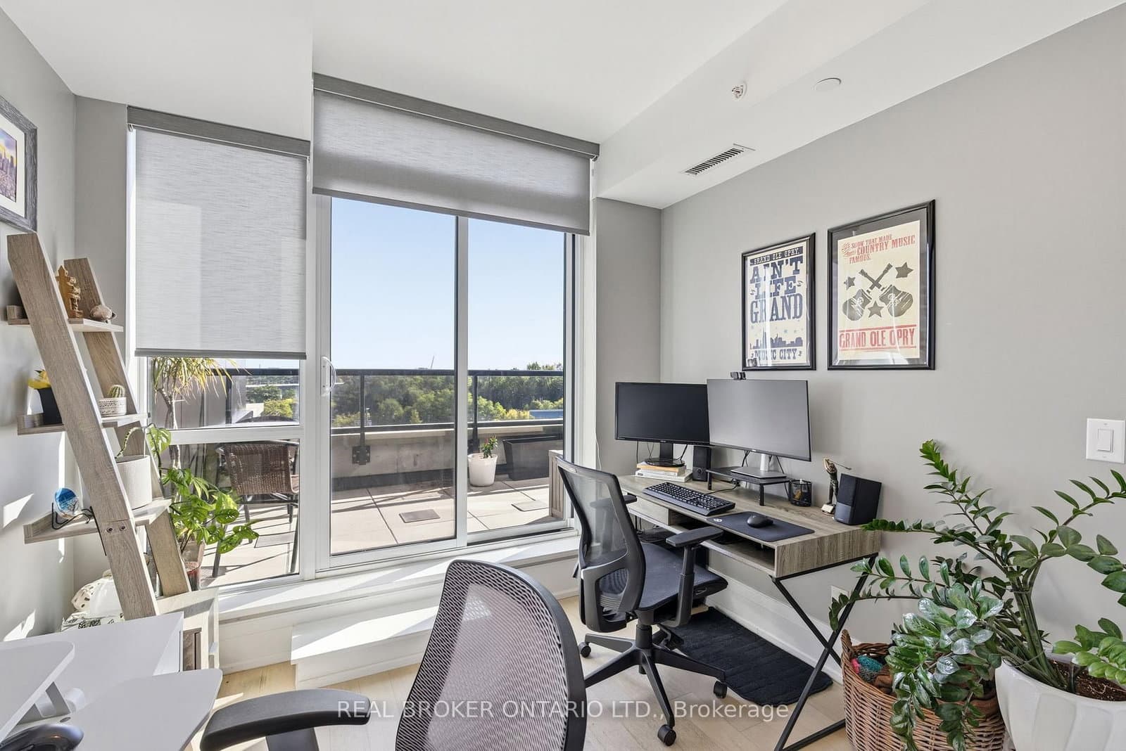 25 Malcolm Road, Unit 606 thumbnail 10