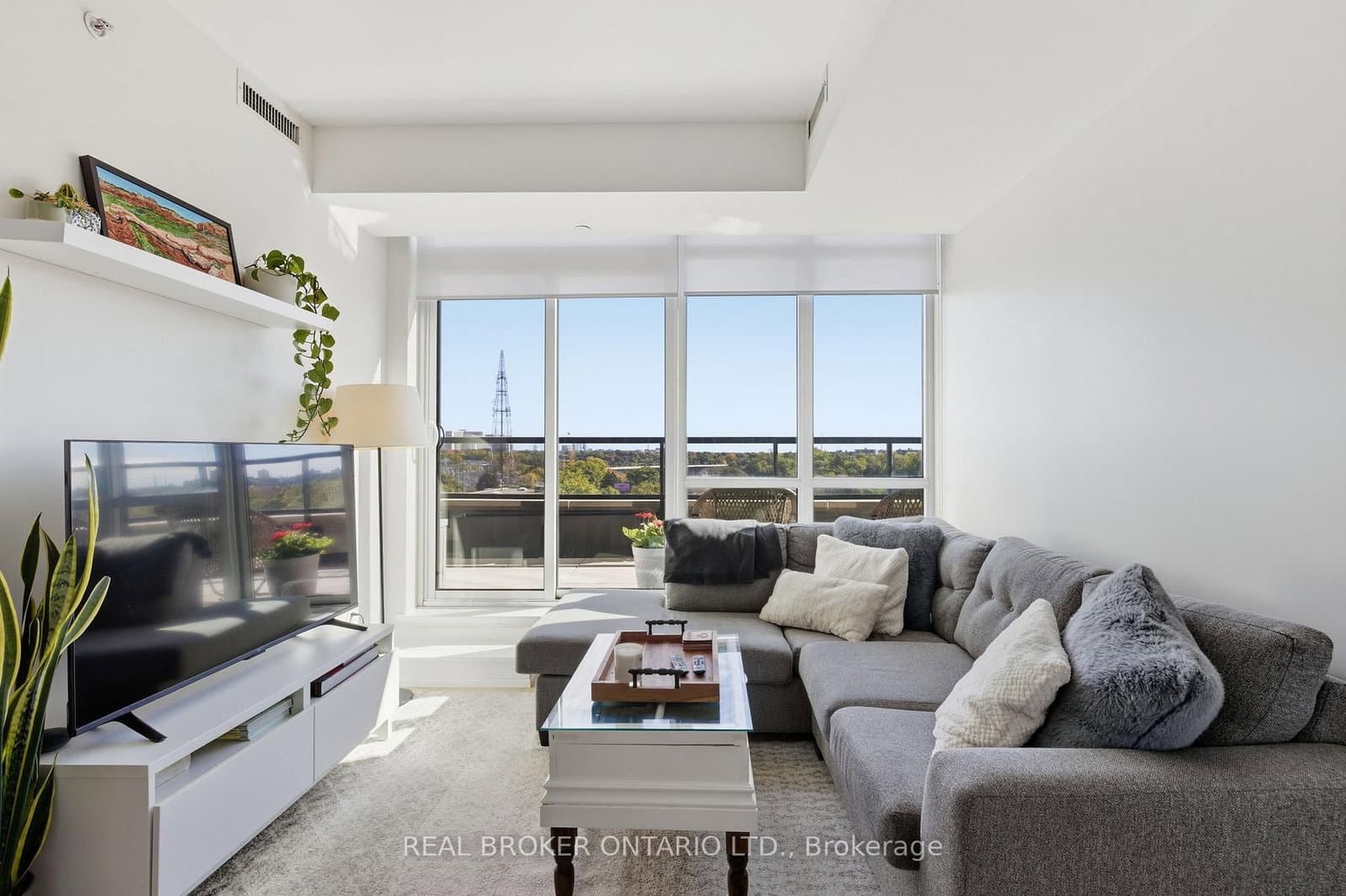 25 Malcolm Road, Unit 606 thumbnail 7