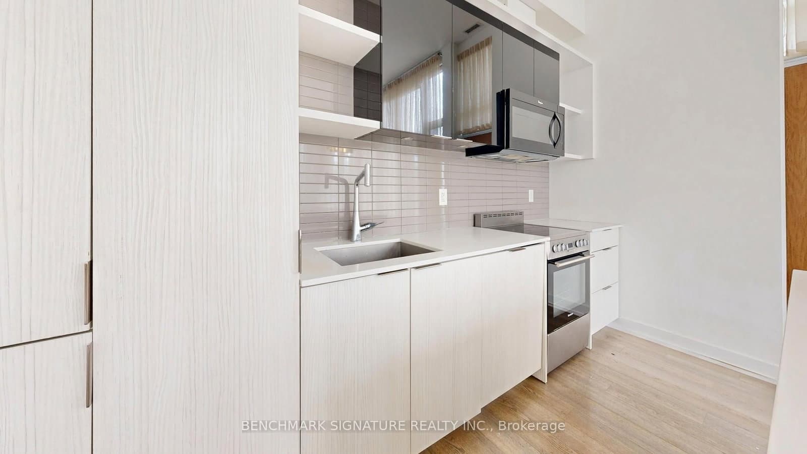 6 Parkwood Avenue, Unit Th106 thumbnail 20