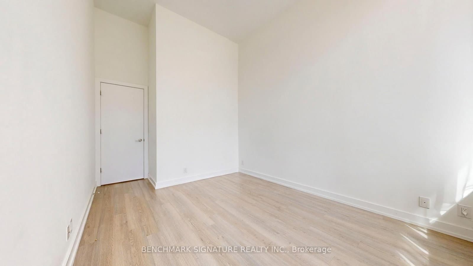 6 Parkwood Avenue, Unit Th106 thumbnail 25