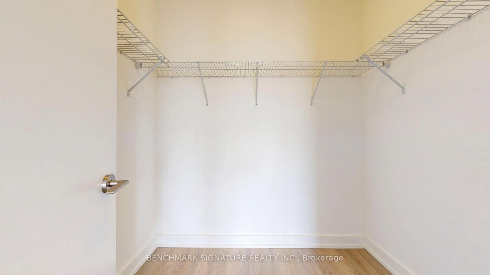 6 Parkwood Avenue, Unit Th106 thumbnail 35