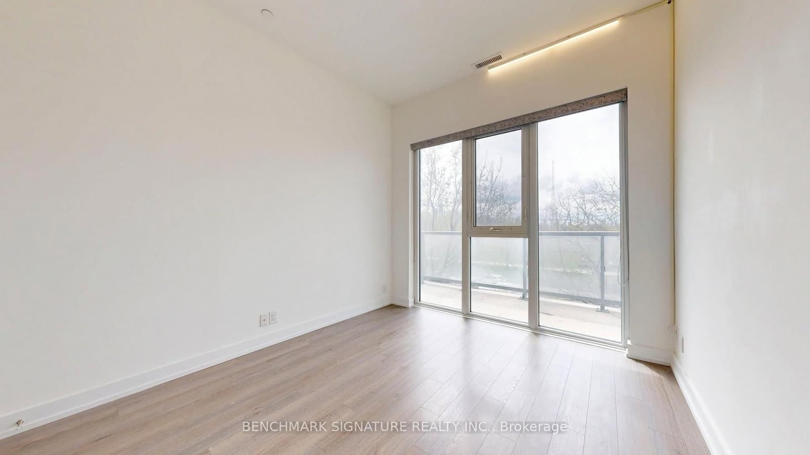 6 Parkwood Avenue, Unit Th106 thumbnail 38