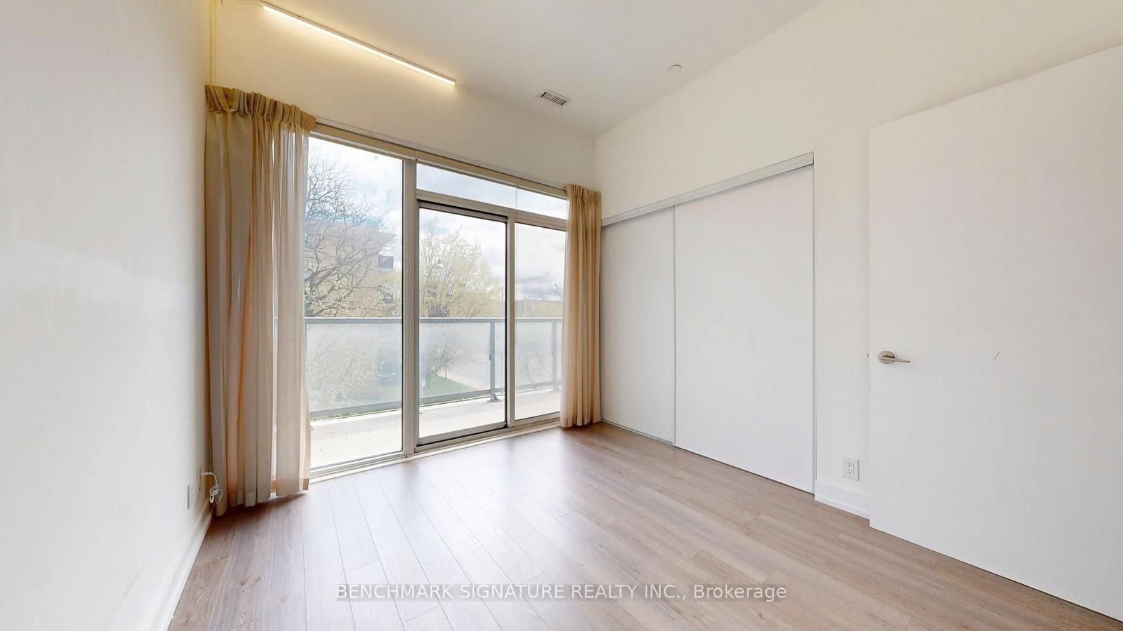 6 Parkwood Avenue, Unit Th106 thumbnail 41