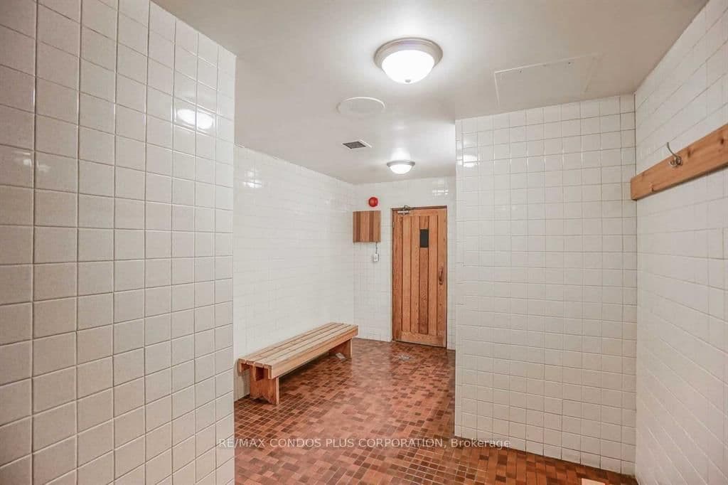 720 Spadina Avenue, Unit 1011 thumbnail 26