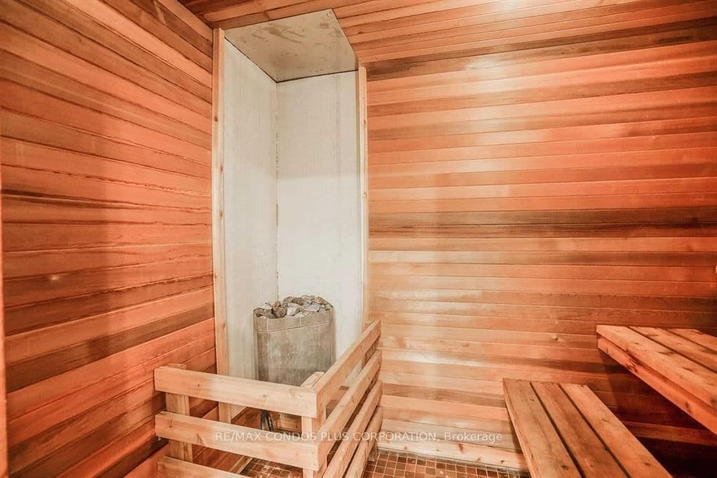 720 Spadina Avenue, Unit 1011 thumbnail 27