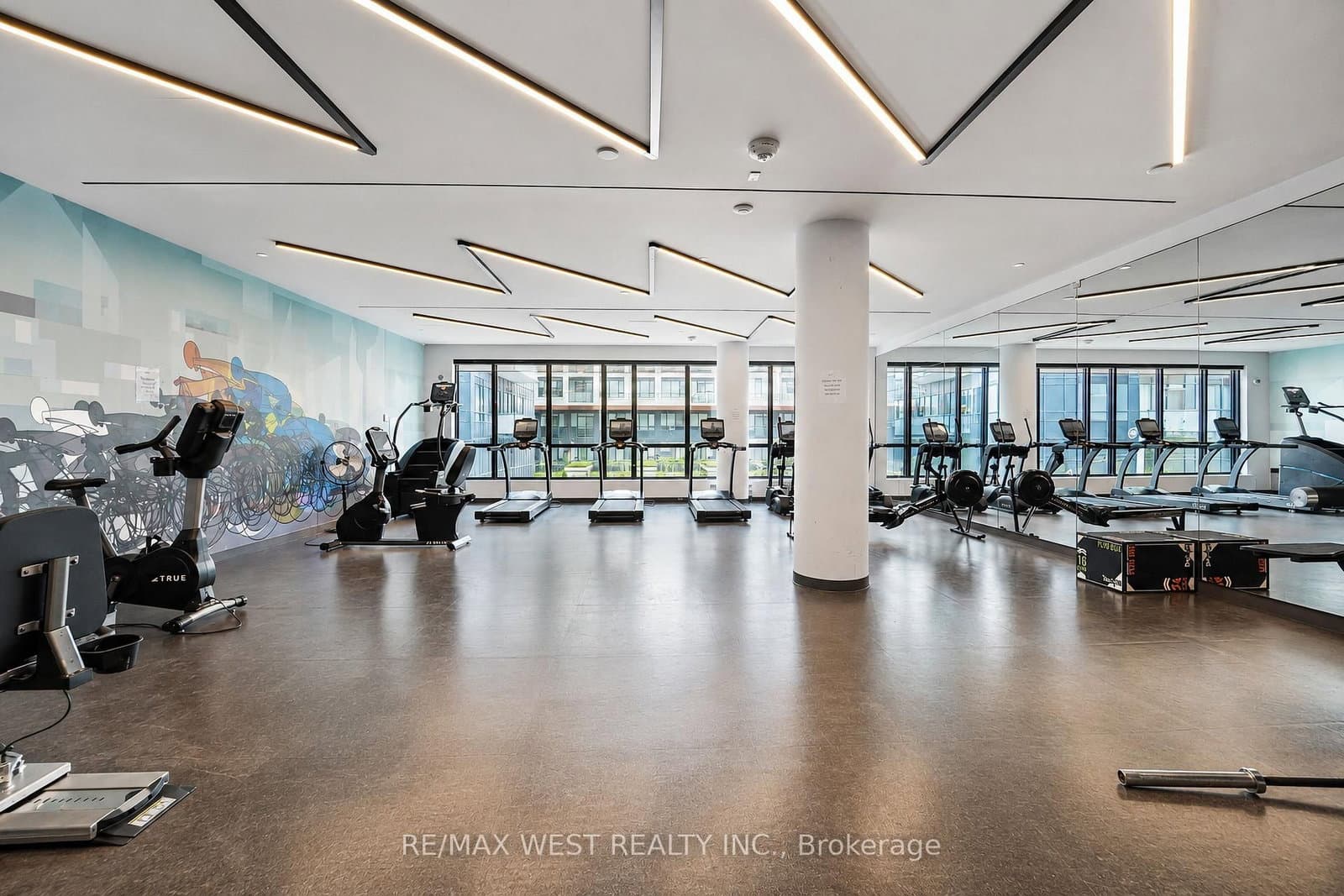 225 Sumach Street, Unit 1511 thumbnail 10