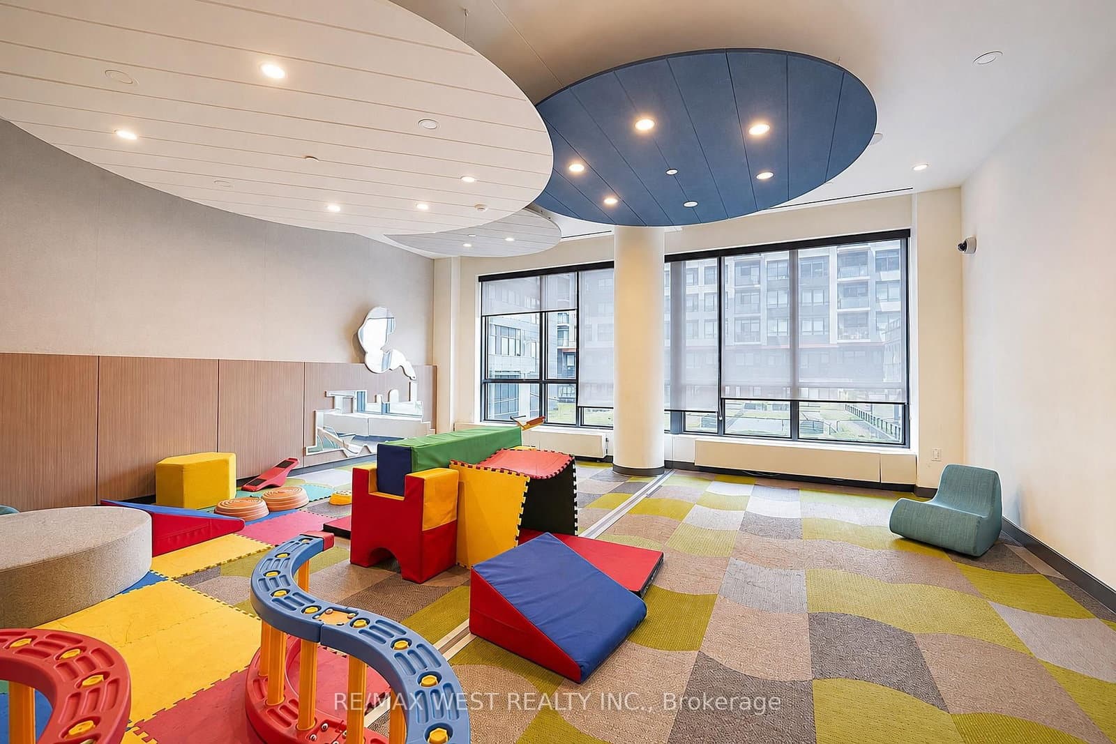 225 Sumach Street, Unit 1511 thumbnail 13
