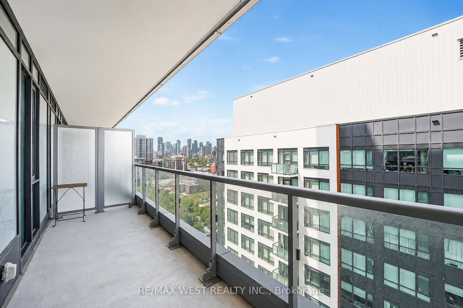 225 Sumach Street, Unit 1511 thumbnail 8