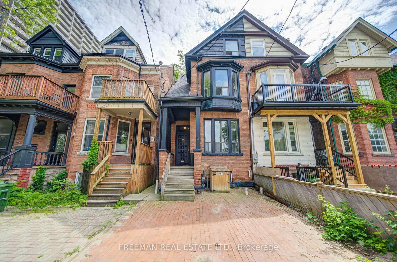 63 Sussex Avenue thumbnail 2