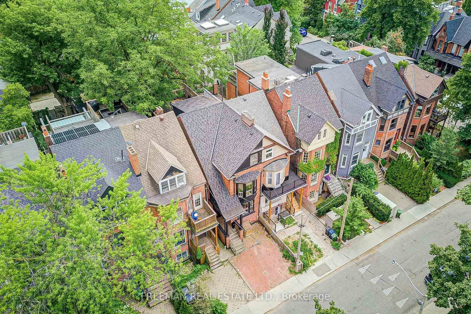 63 Sussex Avenue thumbnail 4