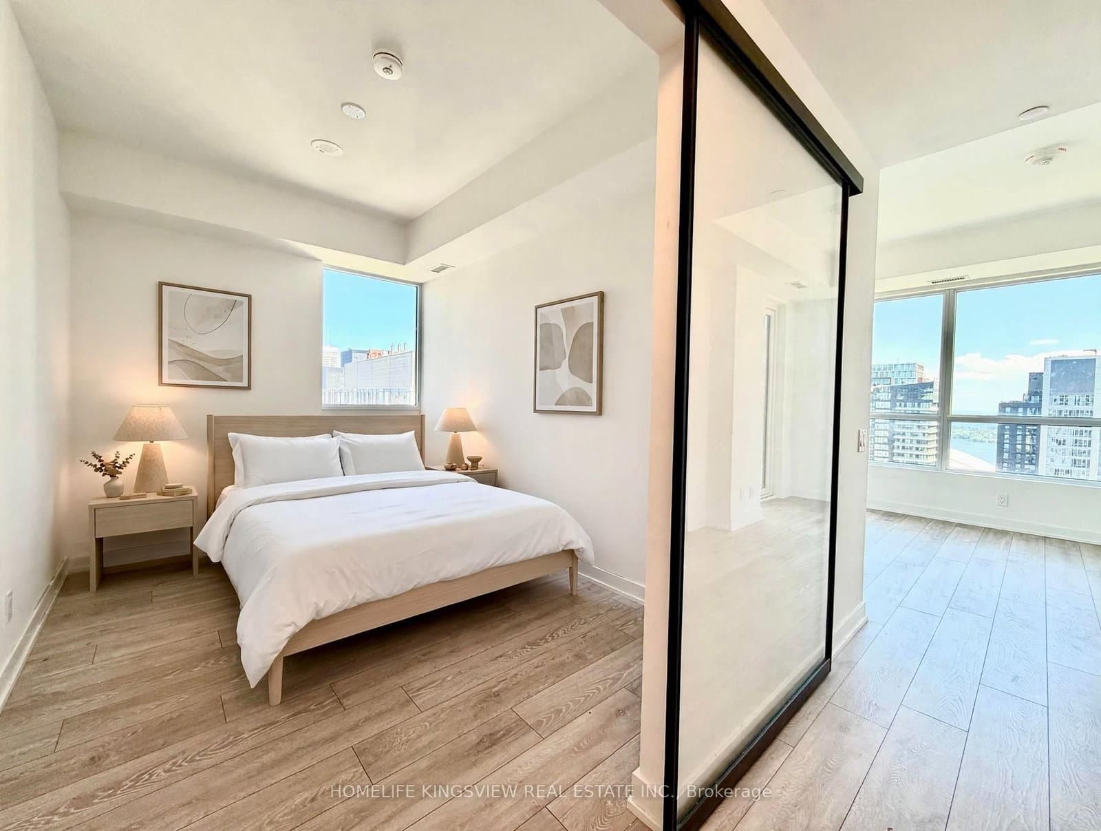 108 Peter Street, Unit 4706 thumbnail 11