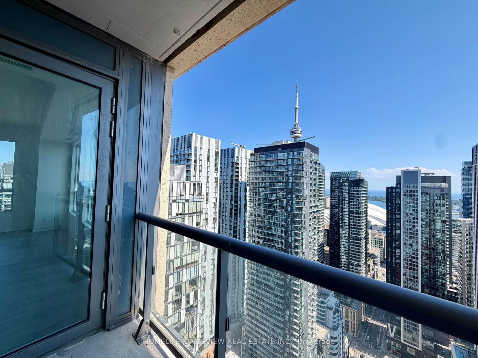 108 Peter Street, Unit 4706 thumbnail 17