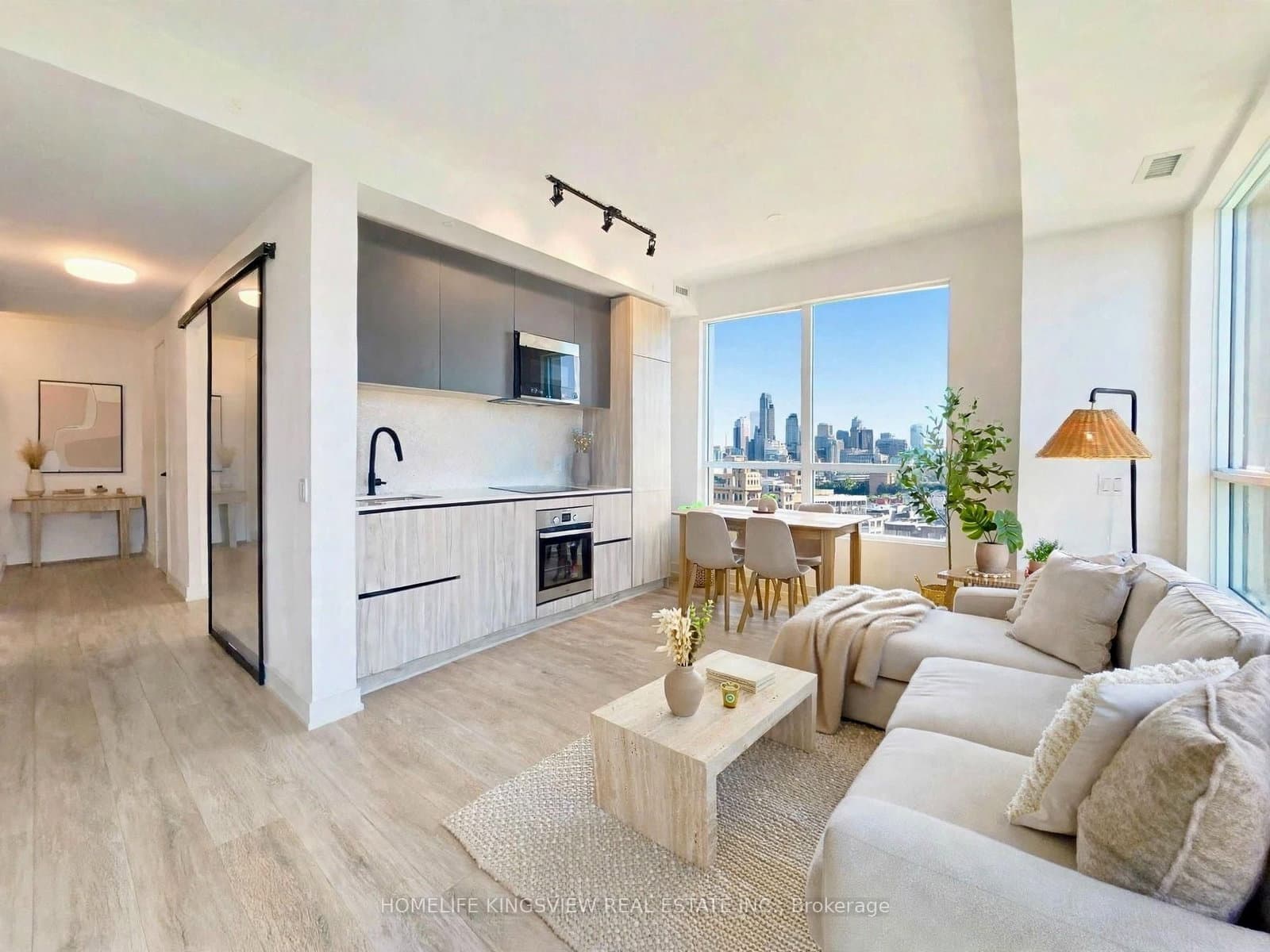 108 Peter Street, Unit 4706 thumbnail 4