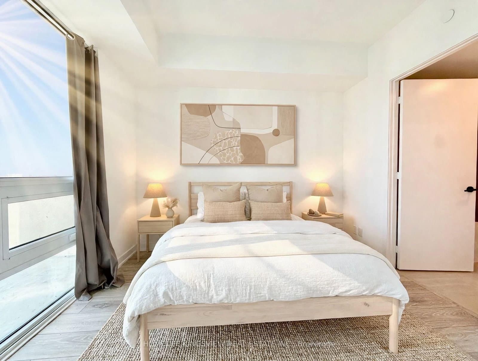 108 Peter Street, Unit 4706 thumbnail 7