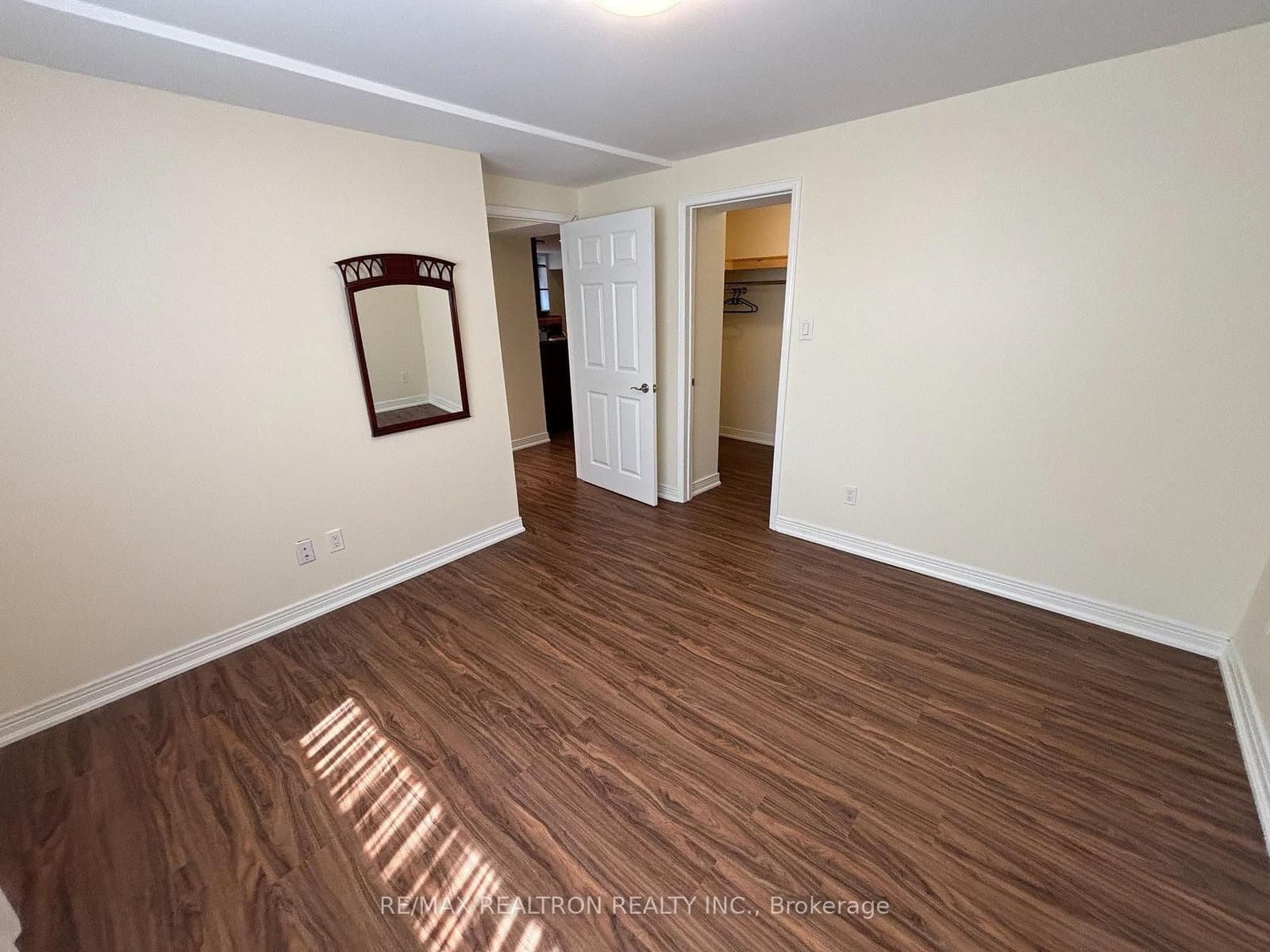 695 Glencairn Avenue, Unit Bsmt thumbnail 10
