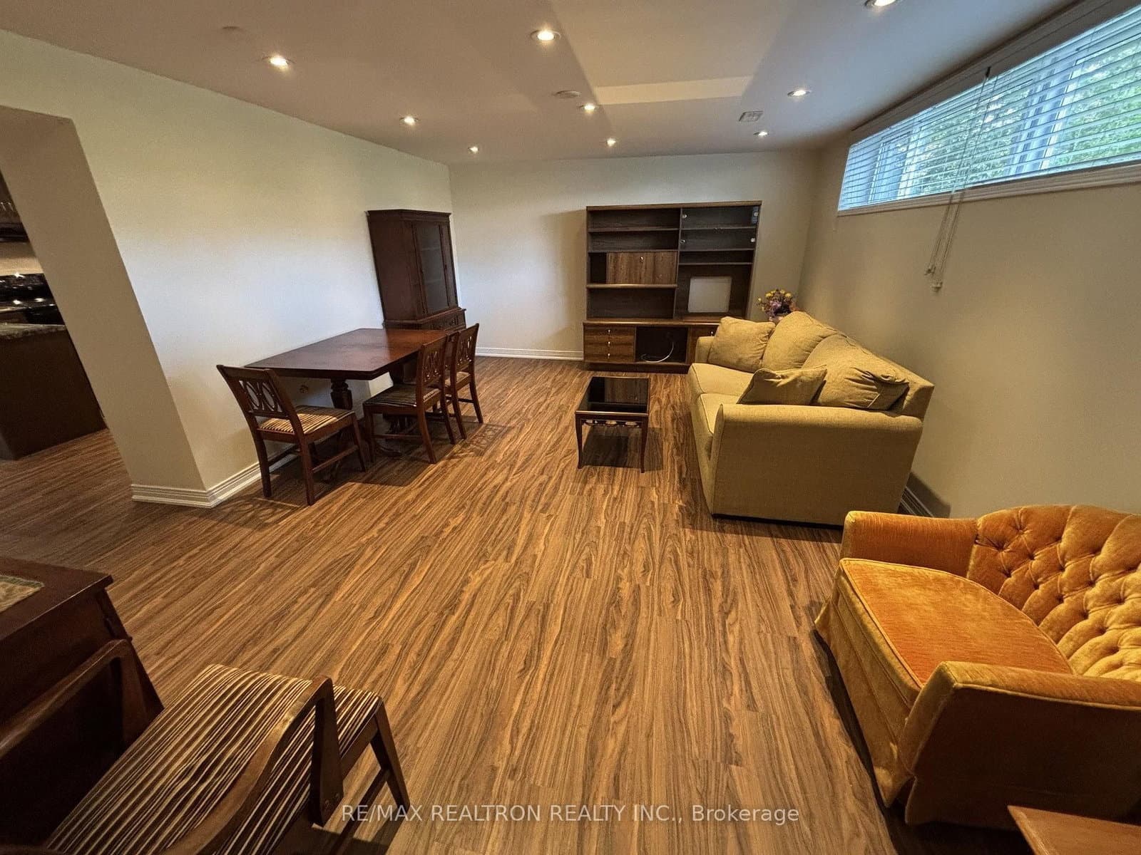 695 Glencairn Avenue, Unit Bsmt thumbnail 3