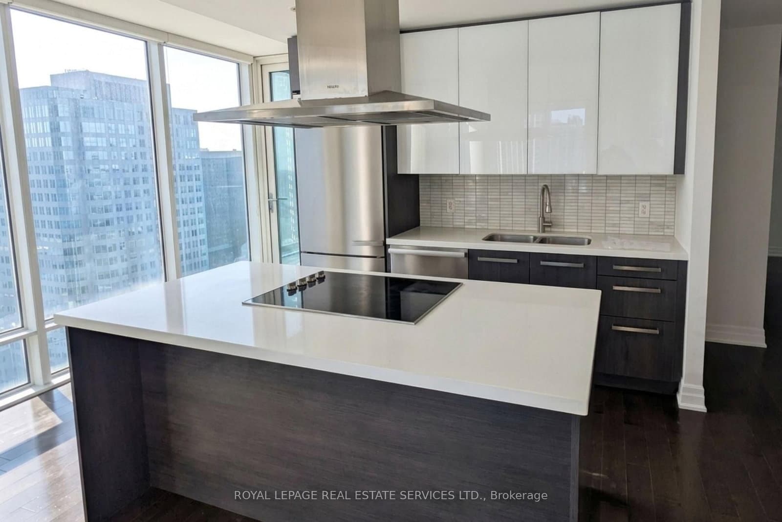 8 The Esplanade, Unit 2802 thumbnail 2