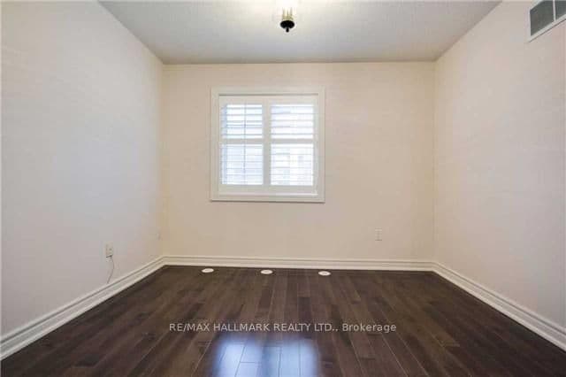 24 Glendora Avenue thumbnail 12