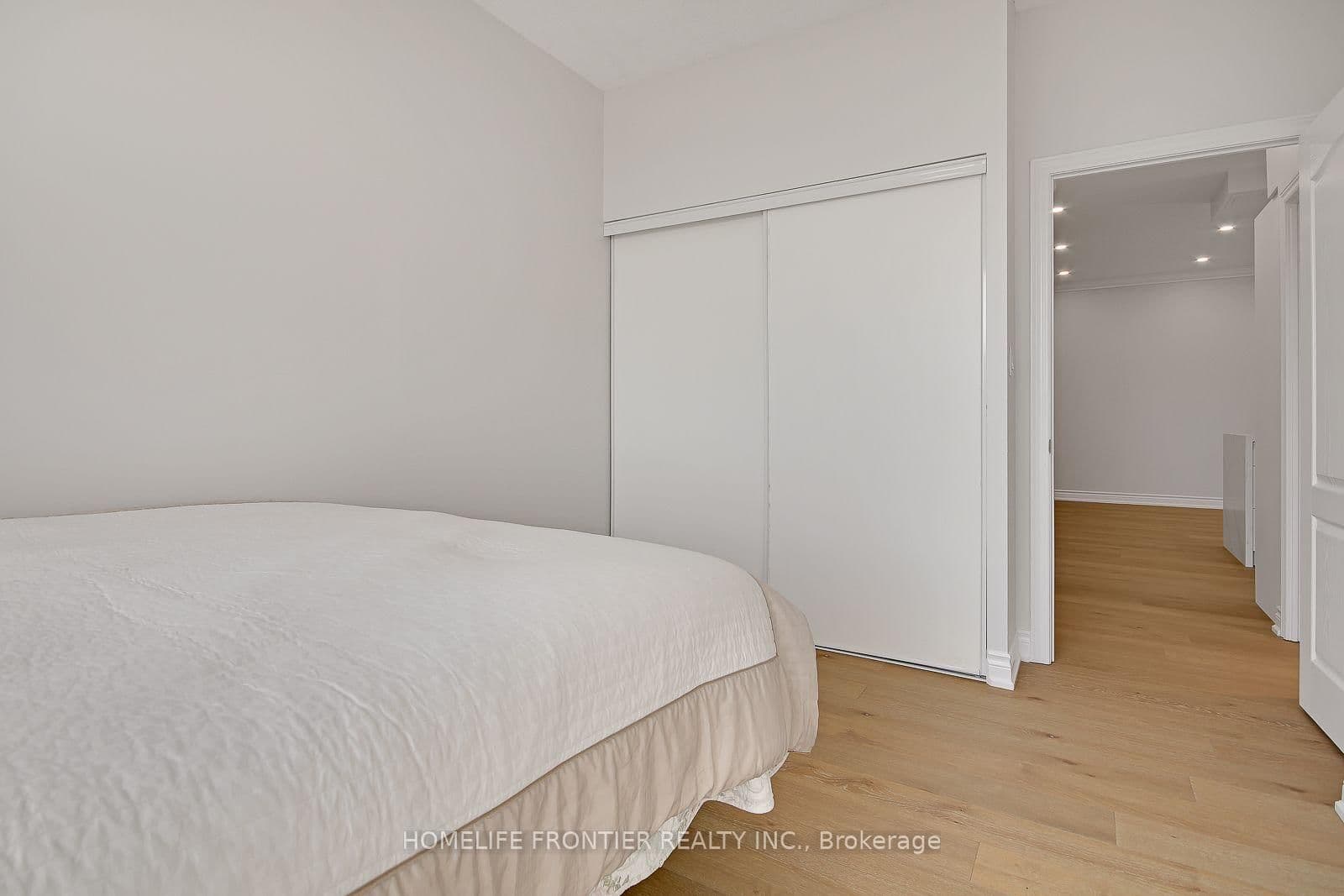 88 Grandview Way, Unit PH12 thumbnail 14