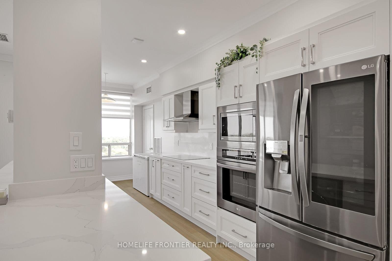 88 Grandview Way, Unit PH12 thumbnail 3