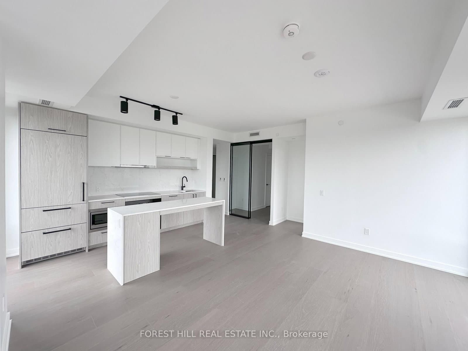 91 Montclair Avenue, Unit 1709 thumbnail 11