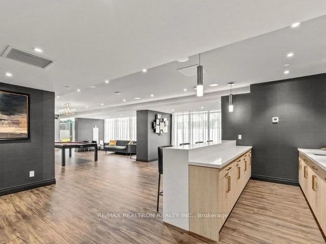 621 Sheppard Avenue E, Unit 233 thumbnail 3