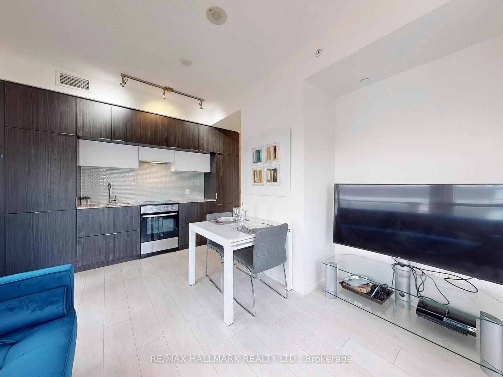 159 Dundas Street E, Unit 2906 thumbnail 5