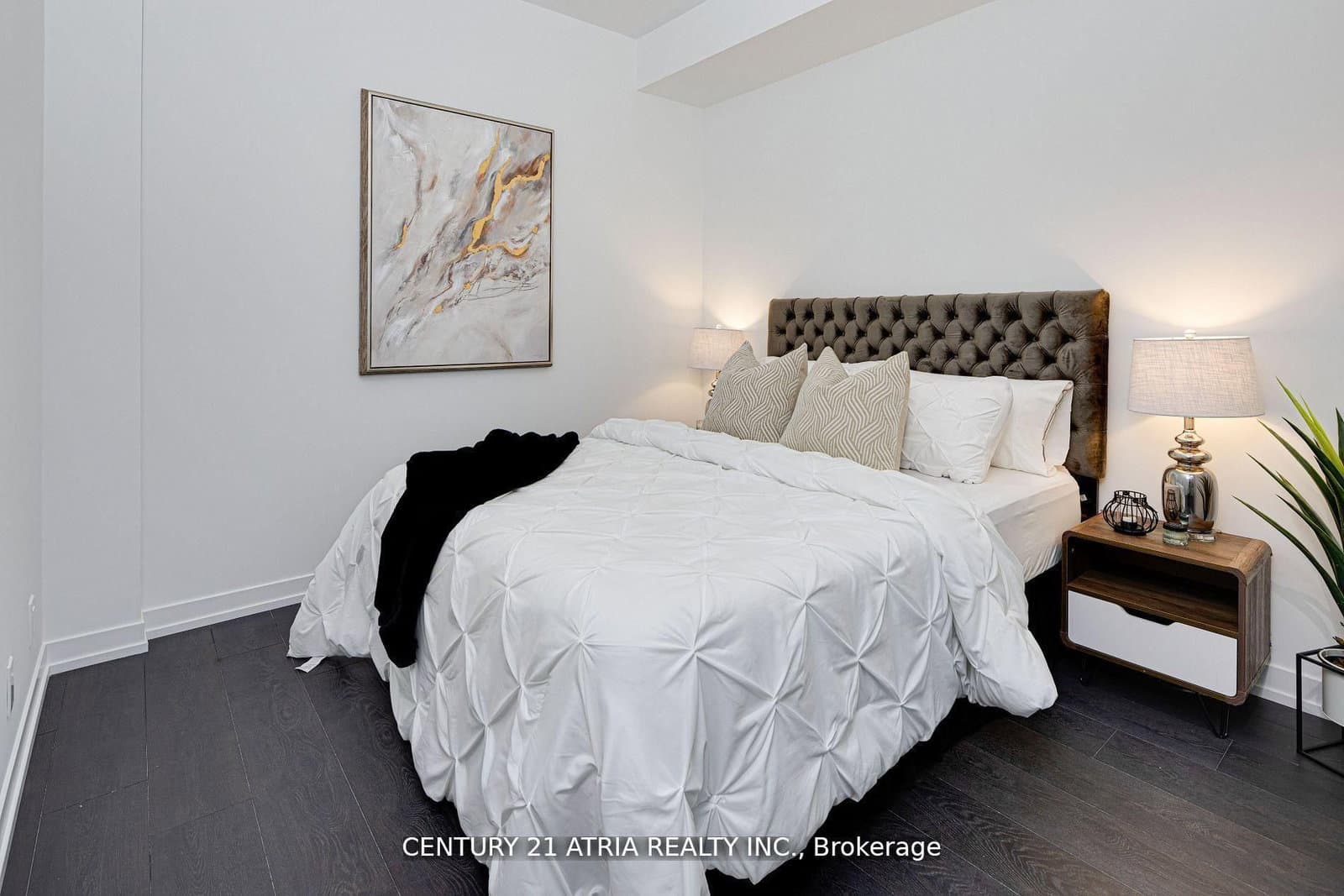 2020 Bathurst Street, Unit 1810 thumbnail 11