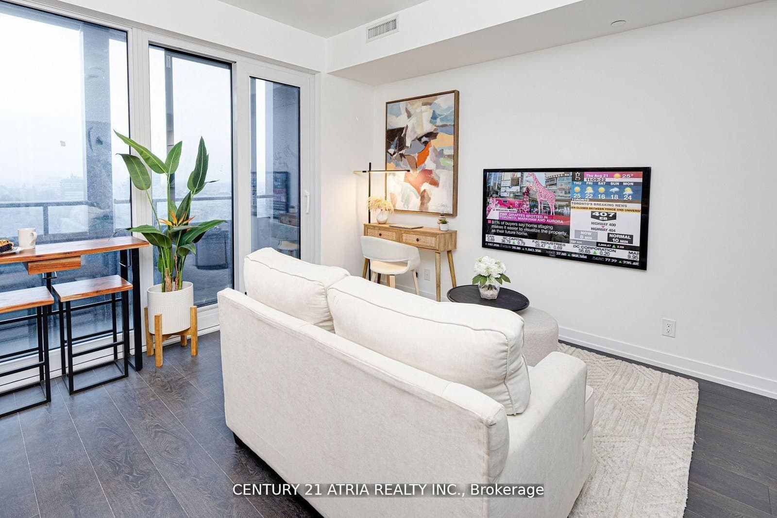 2020 Bathurst Street, Unit 1810 thumbnail 5