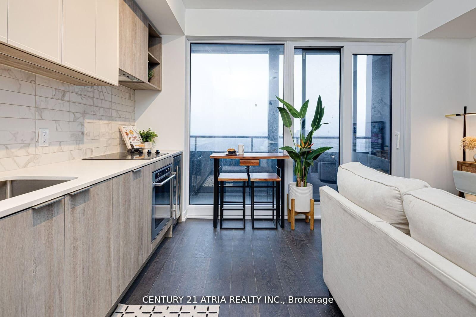 2020 Bathurst Street, Unit 1810 thumbnail 7