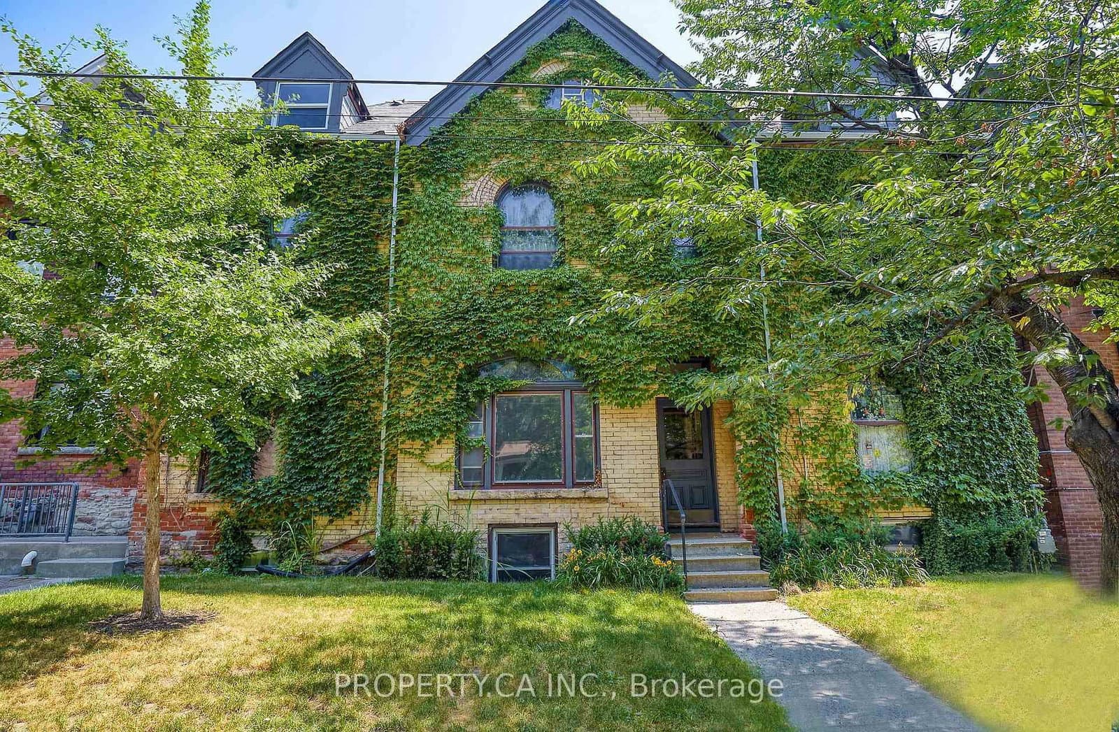 345 Gladstone Avenue - Image 1