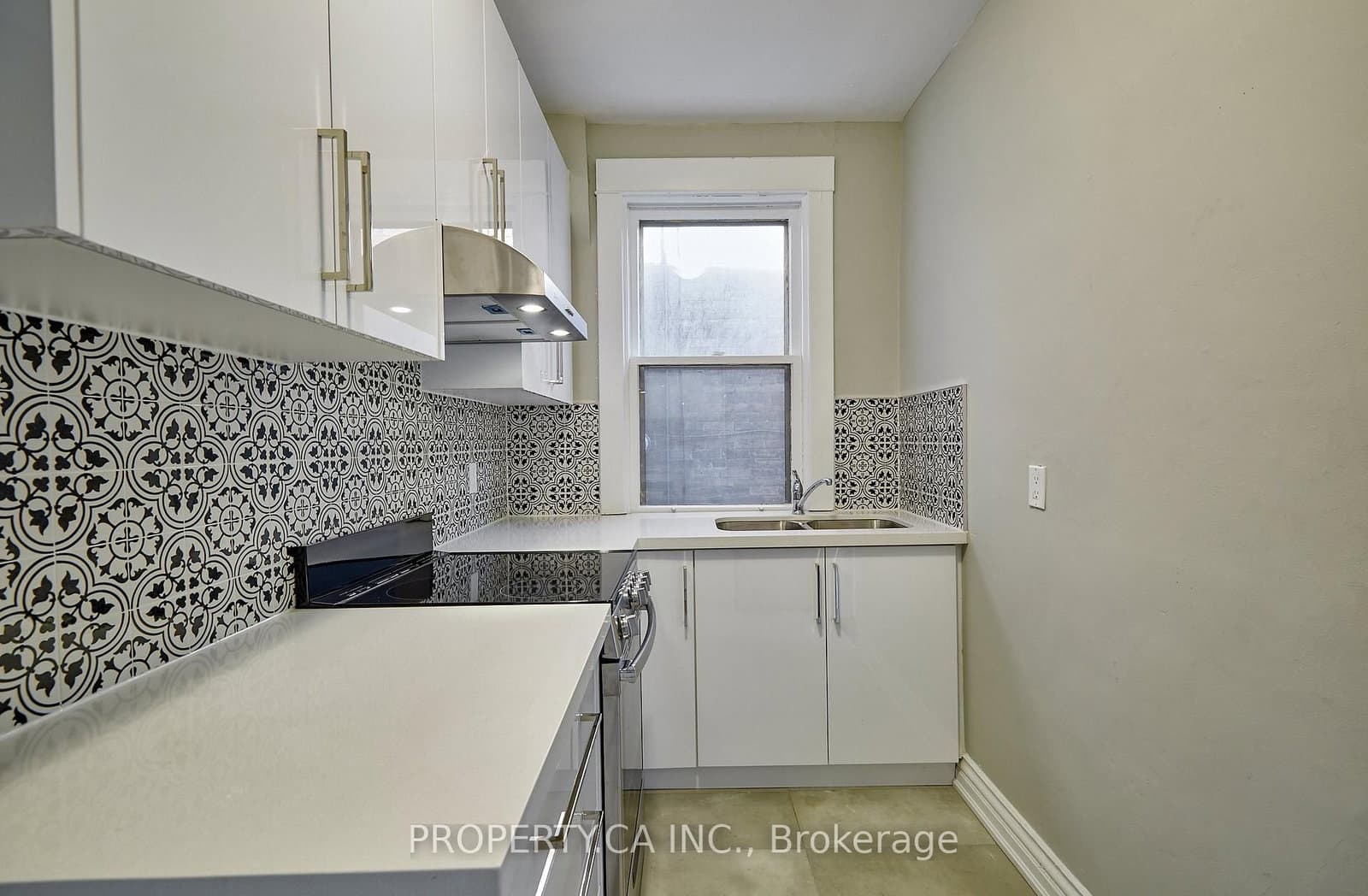 345 Gladstone Avenue thumbnail 11
