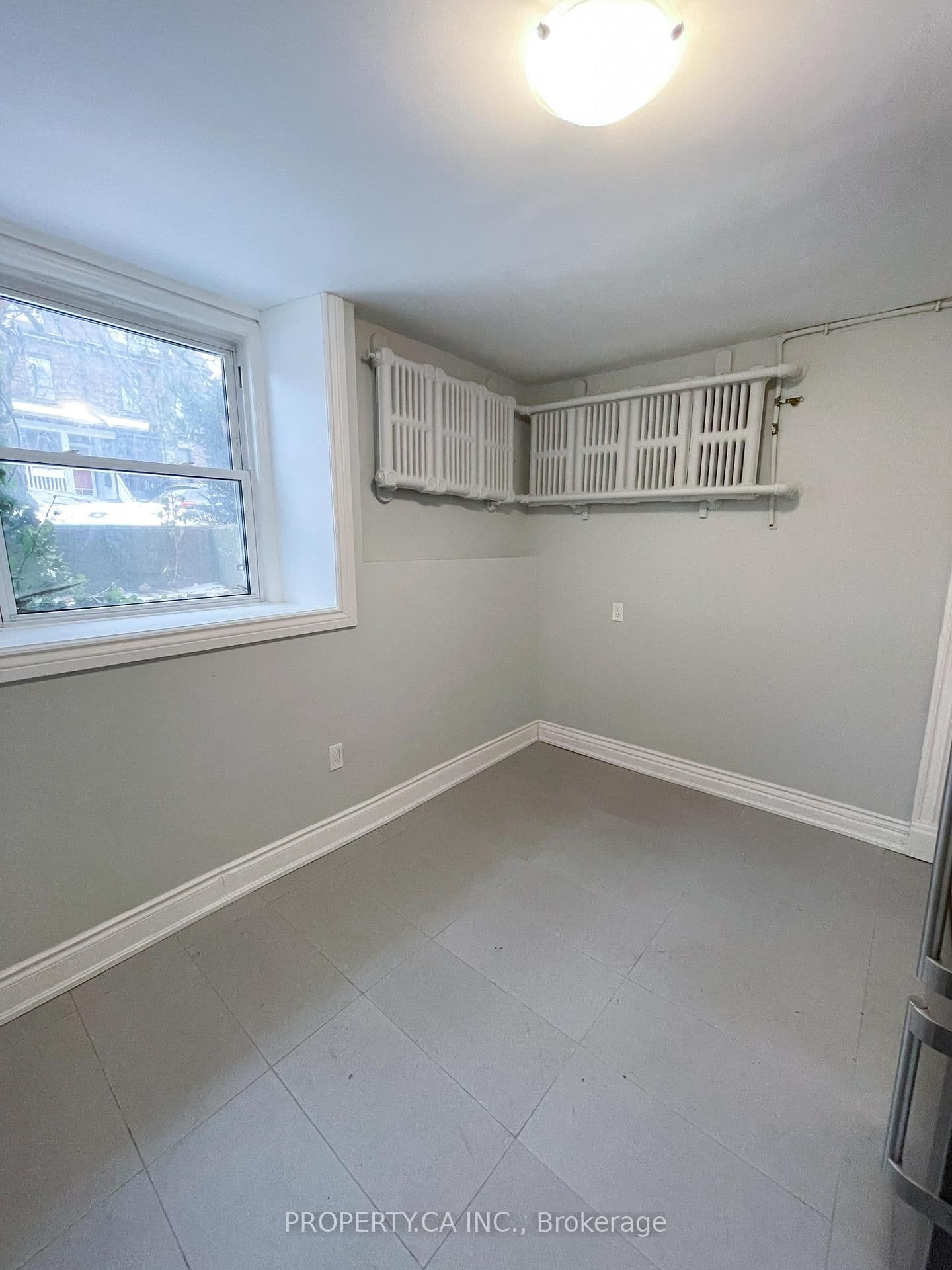 345 Gladstone Avenue thumbnail 22
