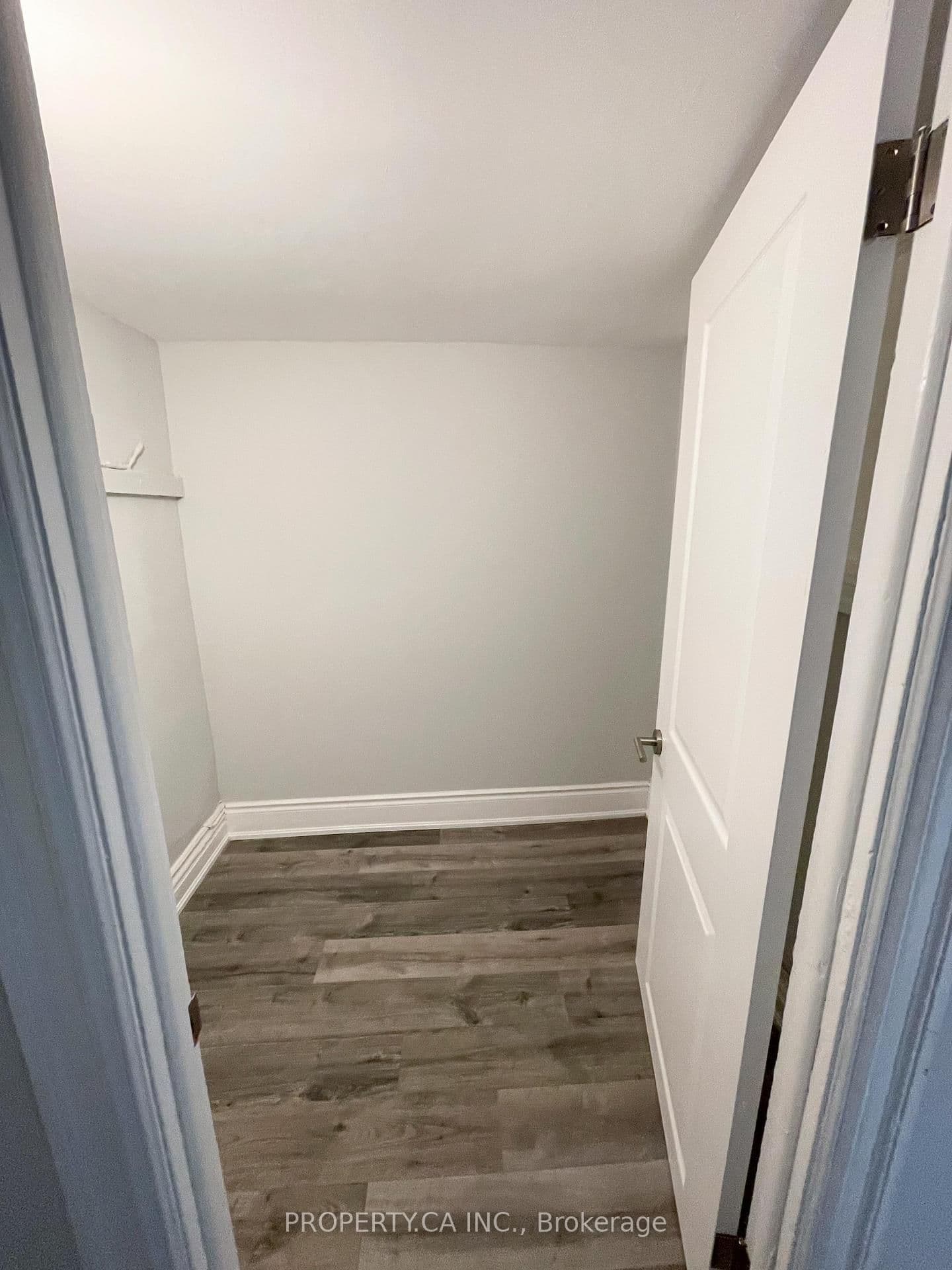 345 Gladstone Avenue thumbnail 24