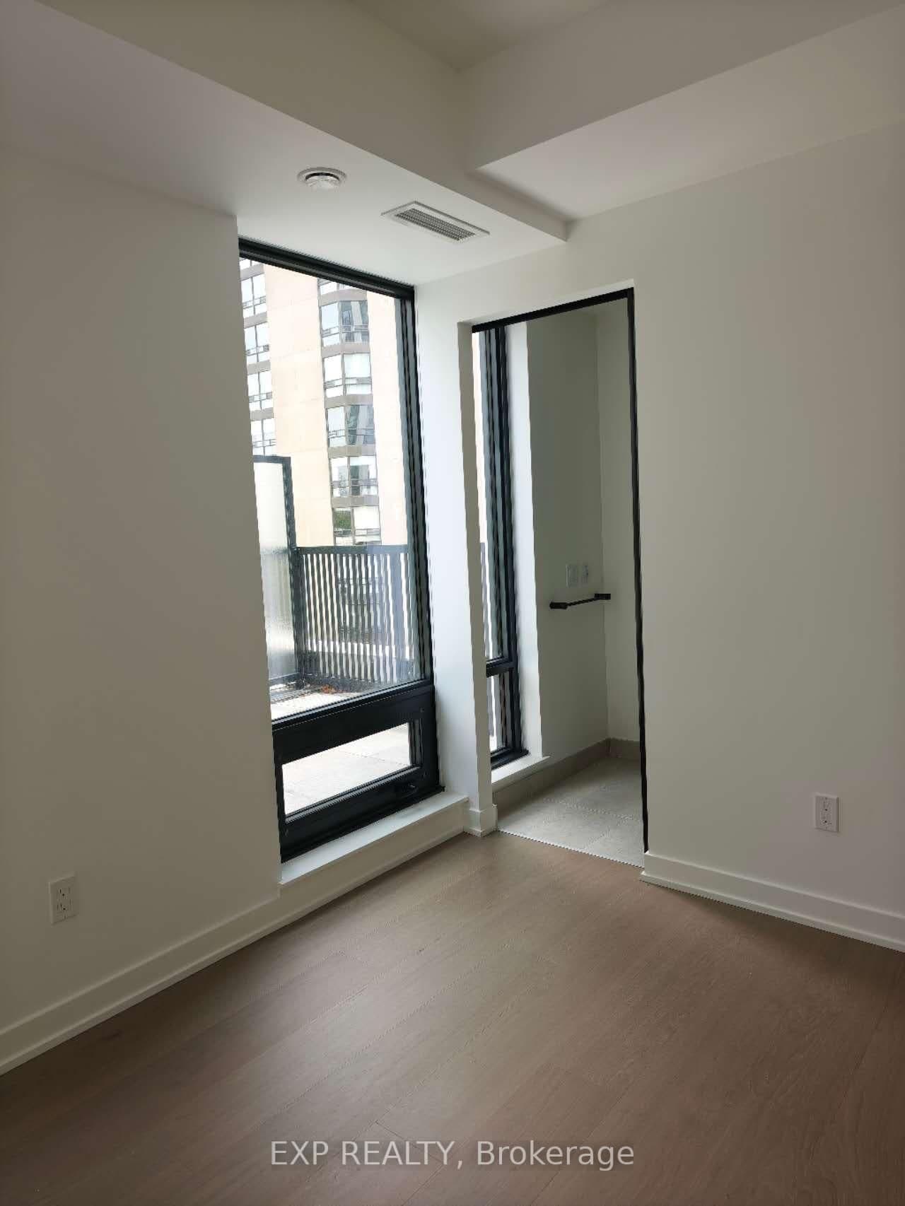 91 Montclair Avenue, Unit 902 thumbnail 11