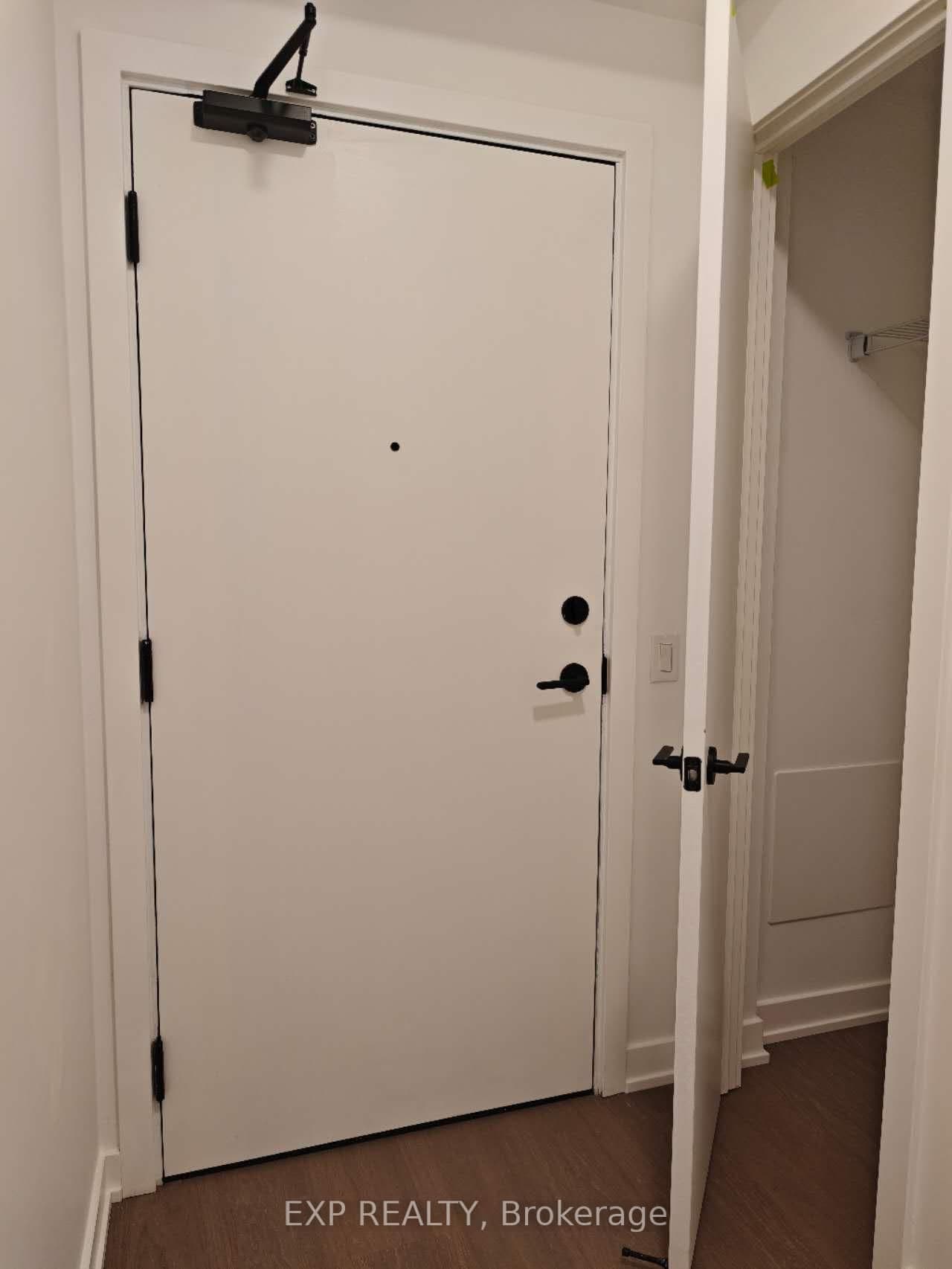 91 Montclair Avenue, Unit 902 thumbnail 2