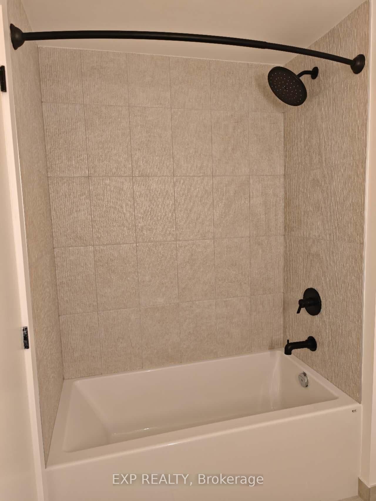91 Montclair Avenue, Unit 902 thumbnail 8