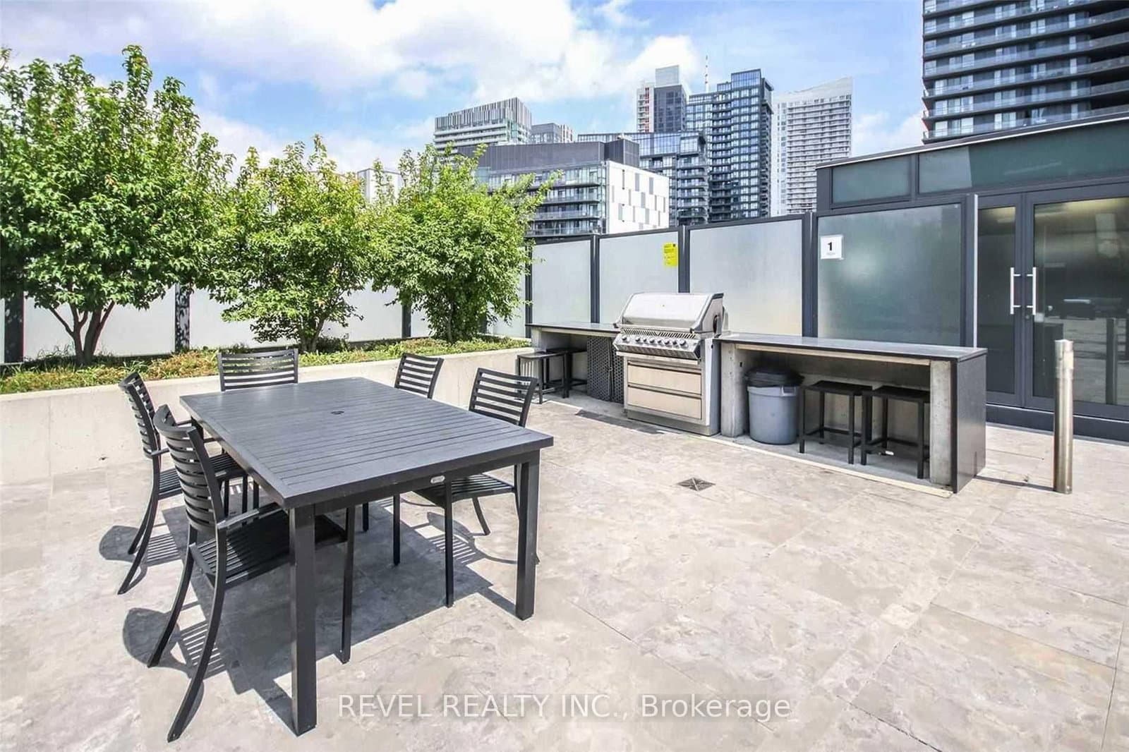 50 Bruyeres Mews, Unit 215 thumbnail 20