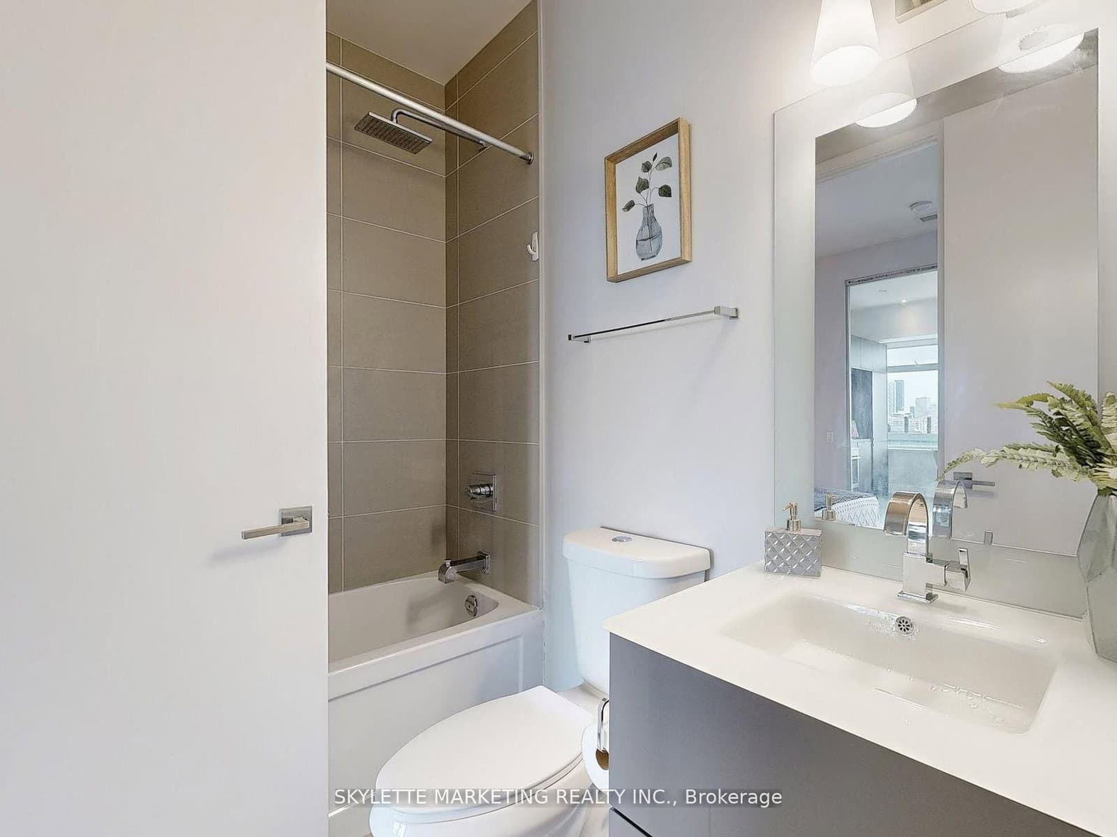 111 St Clair Avenue W, Unit 1128 thumbnail 25