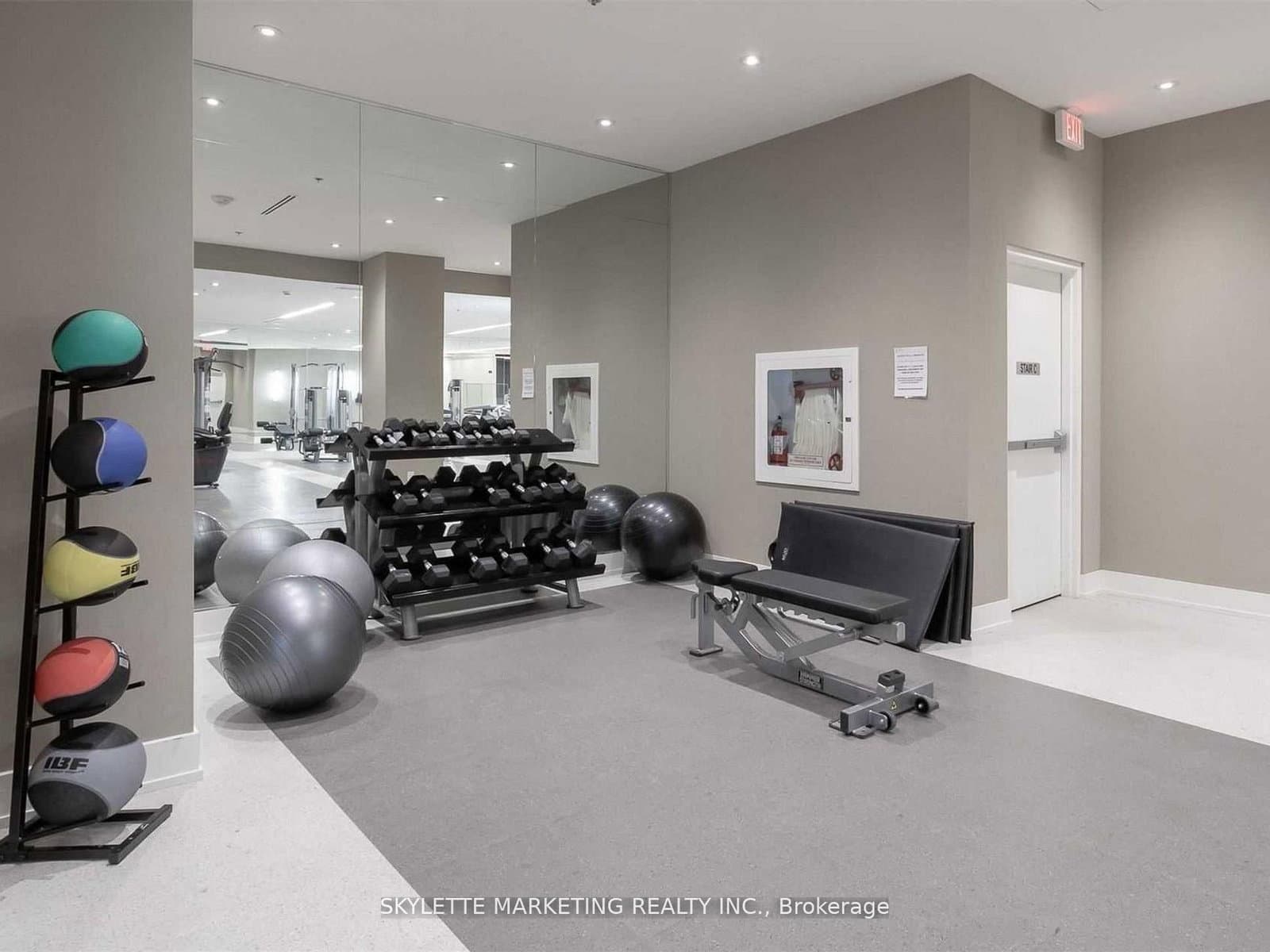111 St Clair Avenue W, Unit 1128 thumbnail 35