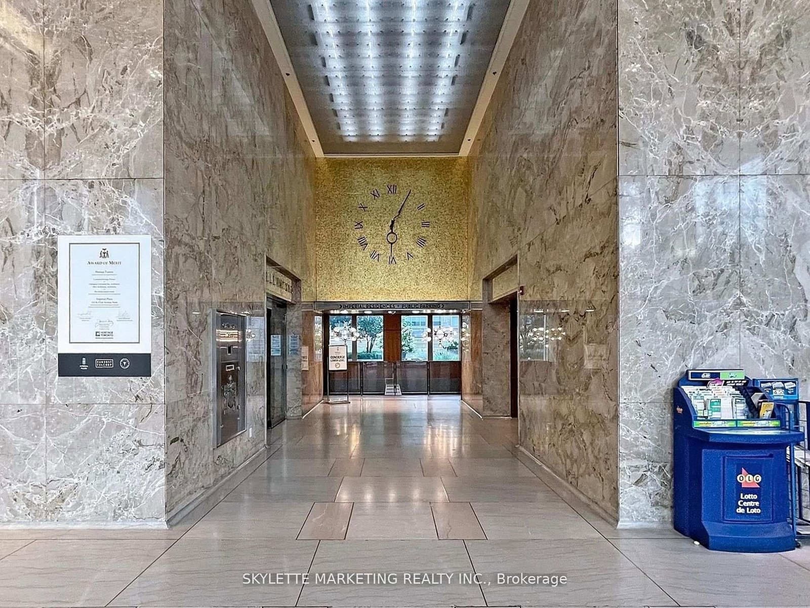 111 St Clair Avenue W, Unit 1128 thumbnail 45